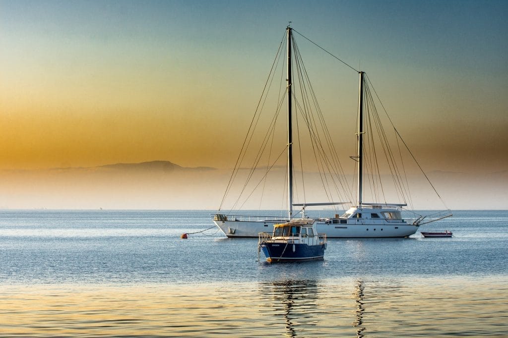 Quel type de peinture utiliser pour un bateau avec un intérieur en skaï?